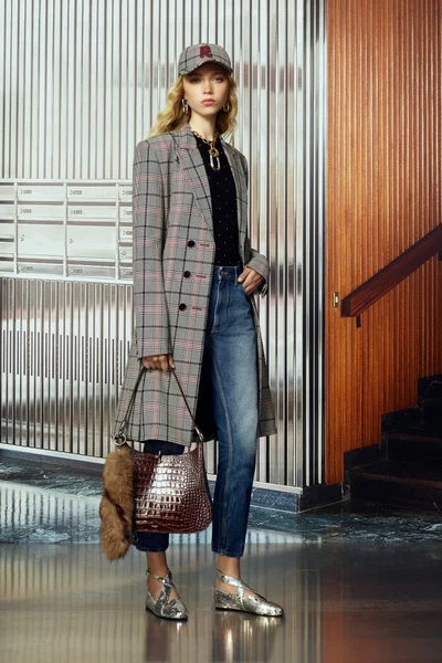 Look 14